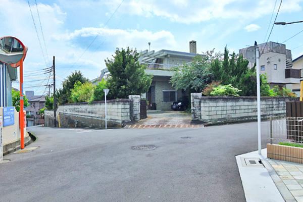 5LDK+S house in Hino, Tokyo - Photo 1