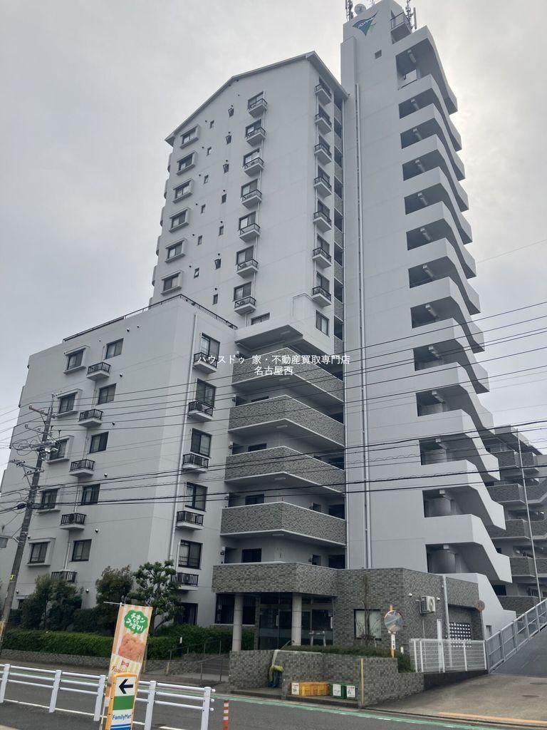 3LDK apartment in Nagakute, Aichi - Photo 1