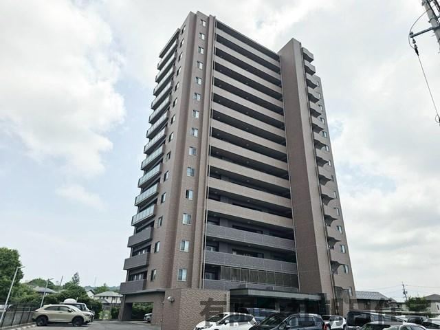 4LDK apartment in Matsue, Shimane - Photo 1