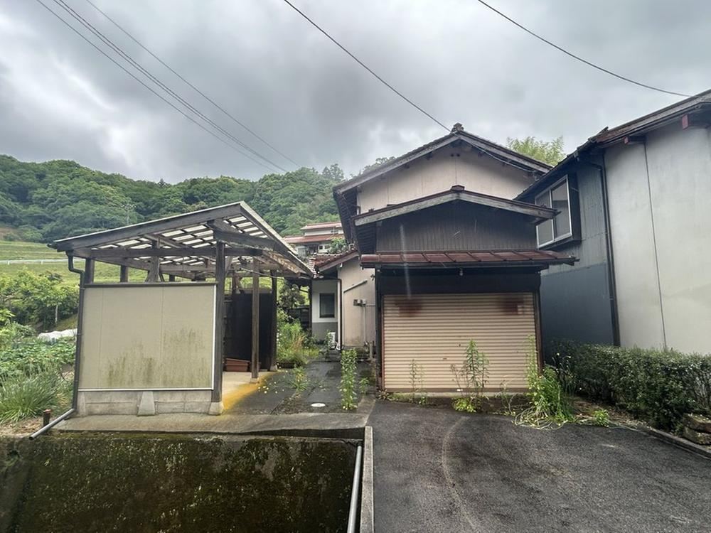 7DK house in Unnan, Shimane - Photo 1