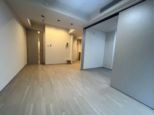 2LDK apartment in Chiyoda Ward, Tokyo - Photo 1