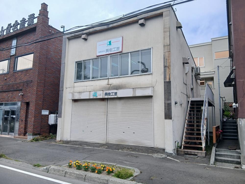 2DK house in Shiroishi Ward, Sapporo, Hokkaido - Photo 1