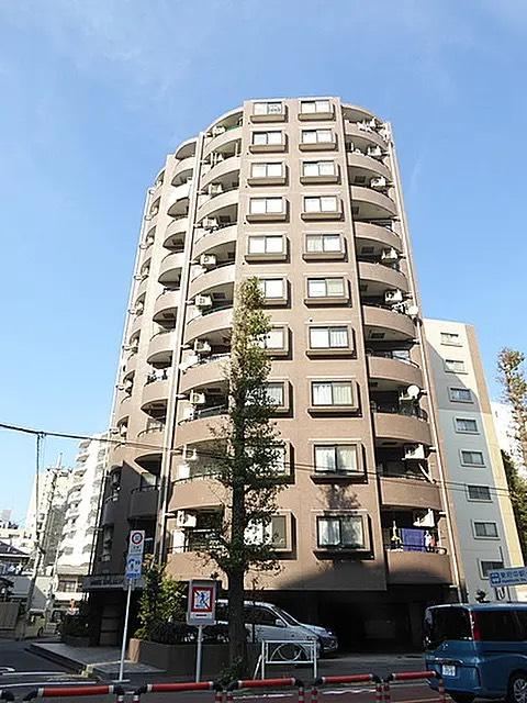 2LDK apartment in Fuchu, Tokyo - Photo 1
