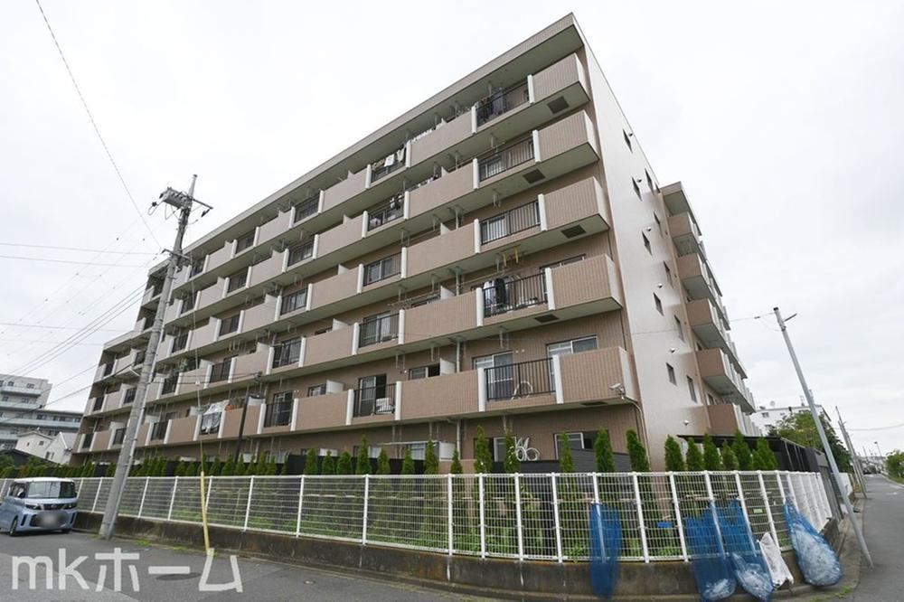 2LDK+S apartment in Matsudo, Chiba - Photo 1