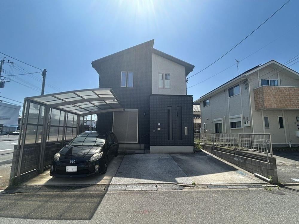 5LDK house in Yahatanishi Ward, Kitakyushu, Fukuoka - Photo 1