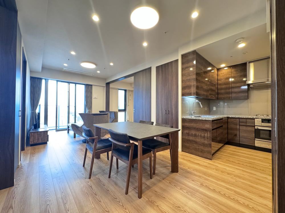 3LDK apartment in Naka Ward, Nagoya, Aichi - Photo 1
