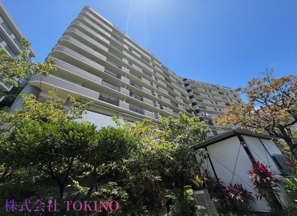 4LDK apartment in Naha, Okinawa - Photo 1