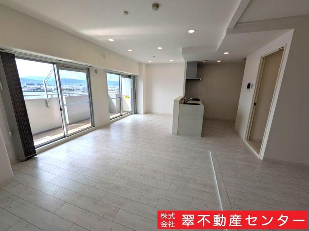 3LDK apartment in Minami Ward, Hiroshima - Photo 1