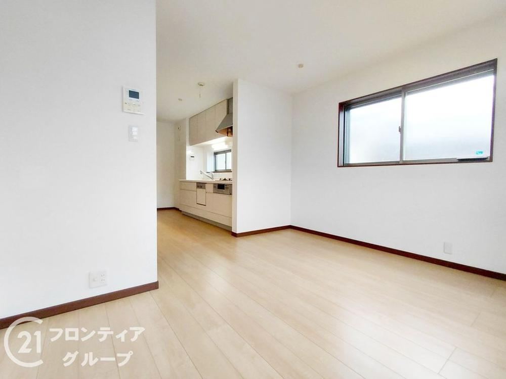 3LDK house in Neyagawa, Osaka - Photo 1