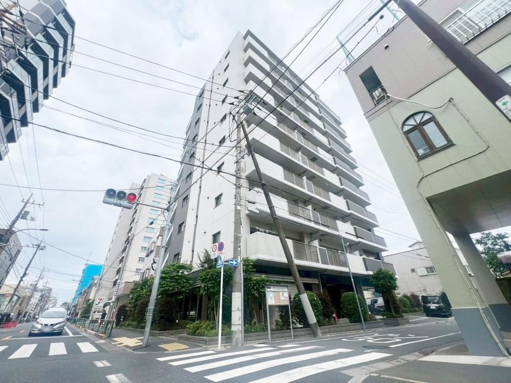3LDK+S apartment in Edogawa Ward, Tokyo - Photo 1