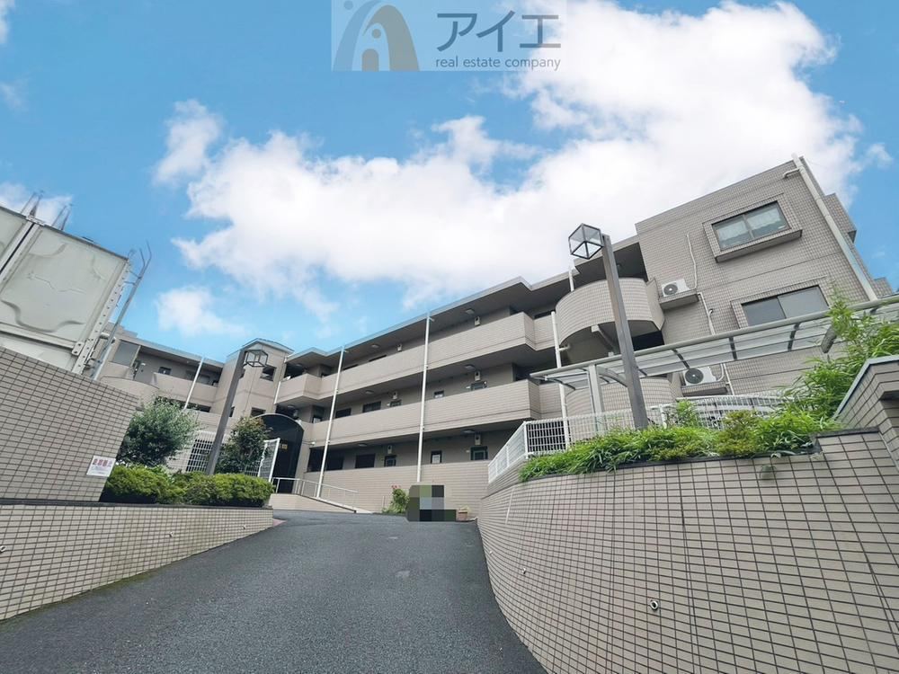 3LDK apartment in Matsudo, Chiba - Photo 1
