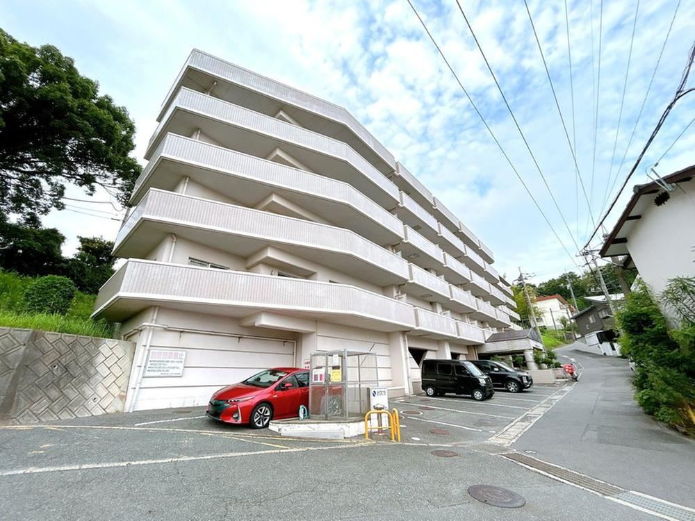 3LDK apartment in Shimonoseki, Yamaguchi - Photo 1