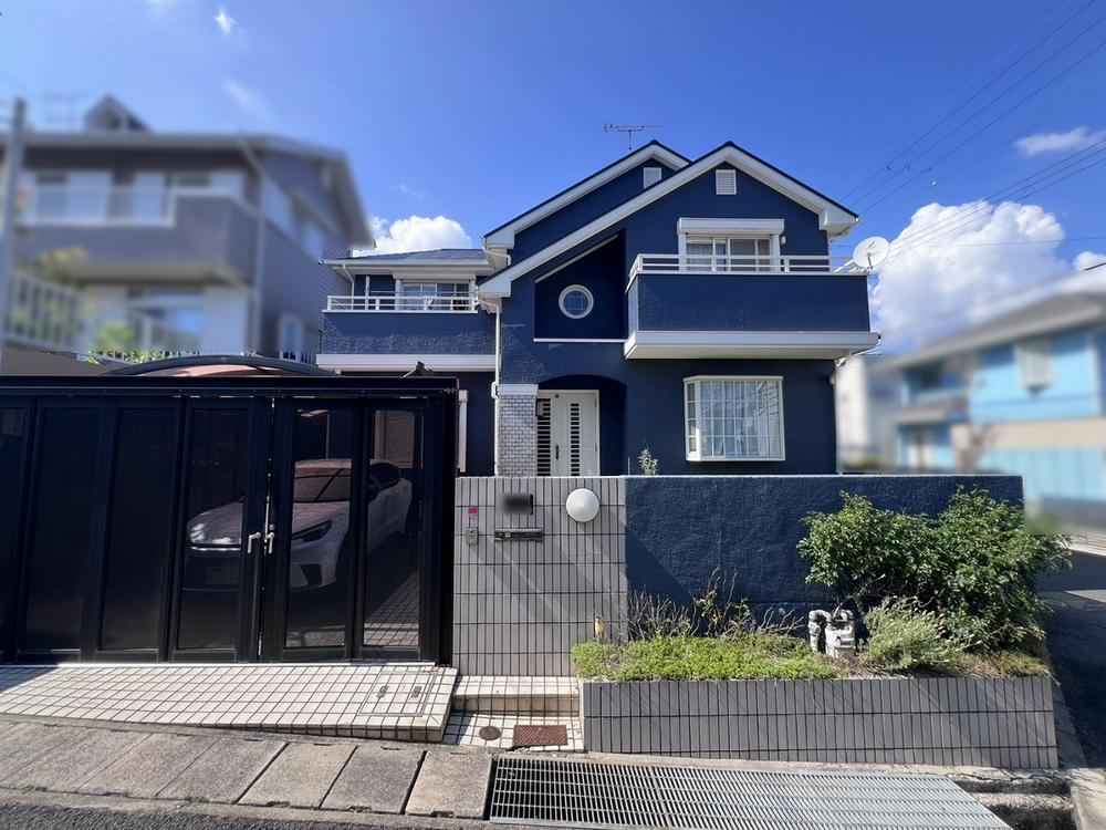 4LDK house in Kita Ward, Kobe, Hyogo - Photo 1