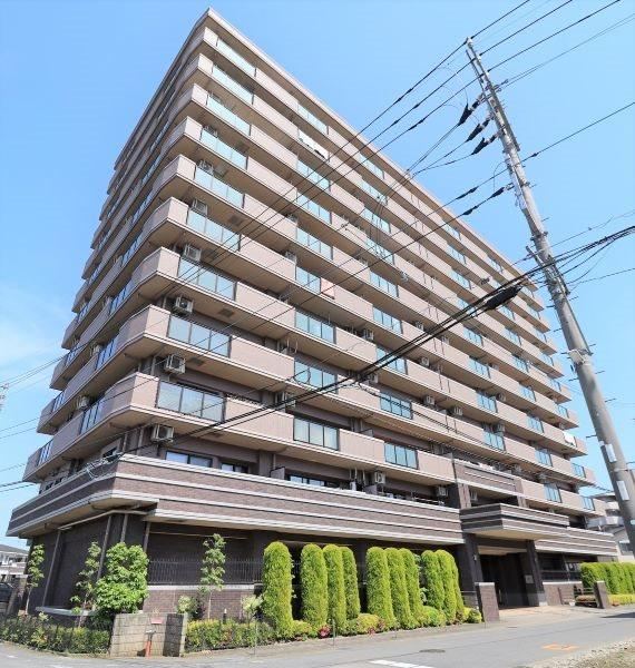 4LDK apartment in Utsunomiya, Tochigi - Photo 1