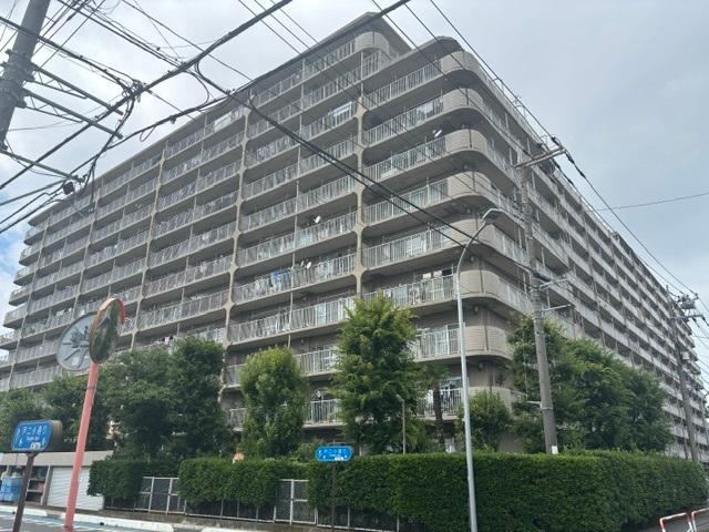 3LDK apartment in Toda, Saitama - Photo 1