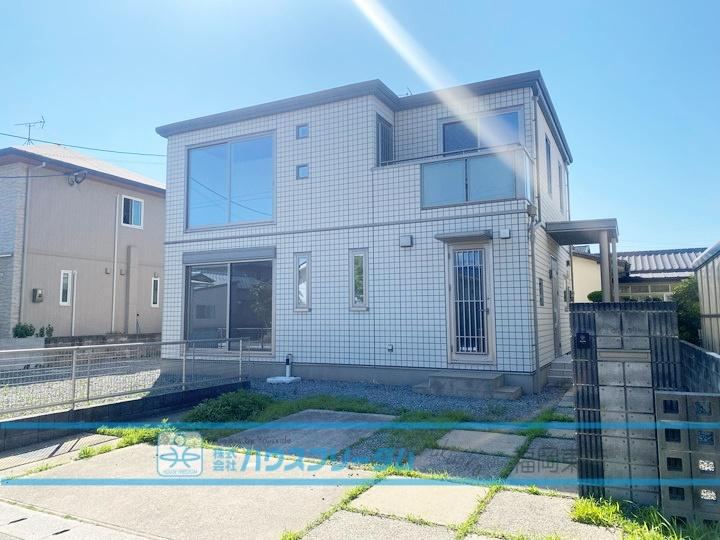 4LDK+S house in Higashi Ward, Fukuoka - Photo 1