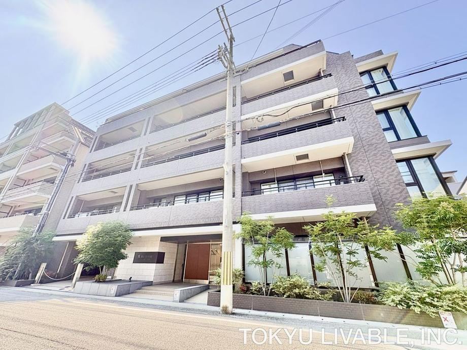 3LDK apartment in Higashinada Ward, Kobe, Hyogo - Photo 1