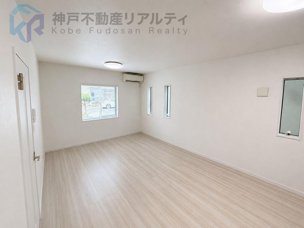 2LDK house in Akashi, Hyogo - Photo 1