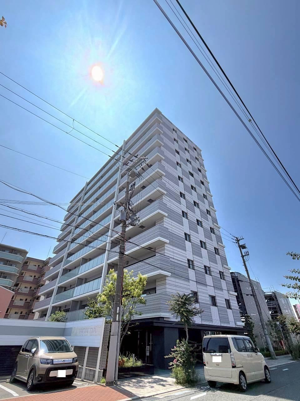 3LDK apartment in Sakai Ward, Sakai, Osaka - Photo 1