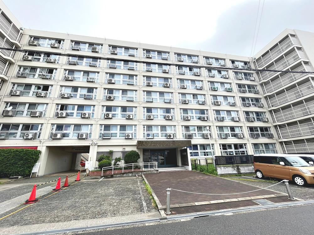 3LDK apartment in Sumiyoshi Ward, Osaka - Photo 1