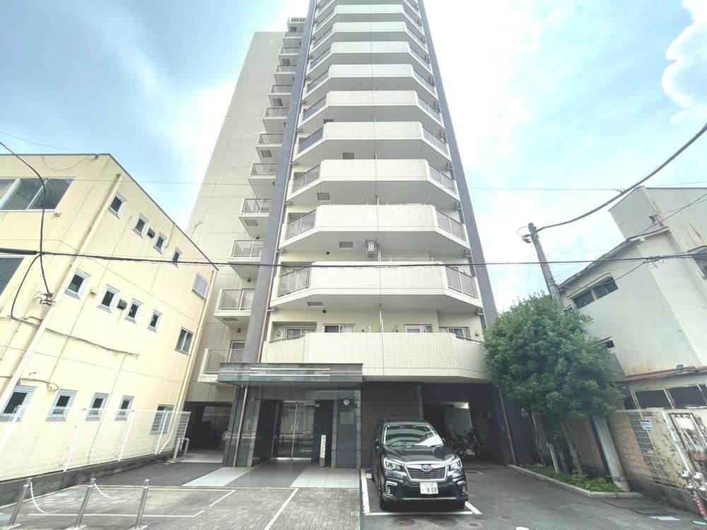 2LDK apartment in Hachioji, Tokyo - Photo 1