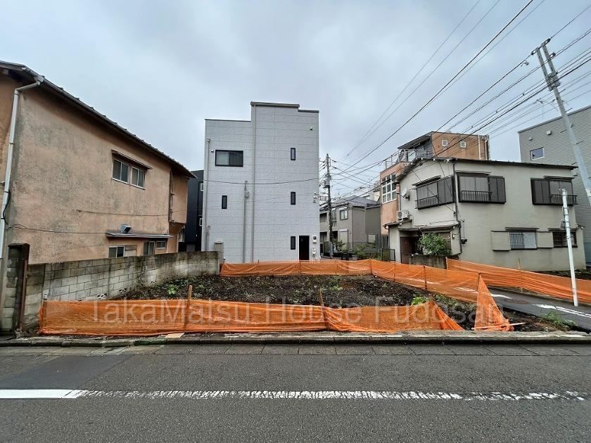 101 m² land in Shibuya Ward, Tokyo - Photo 1