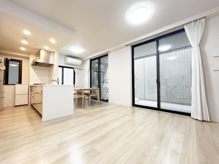 2LDK apartment in Ota Ward, Tokyo - Photo 1