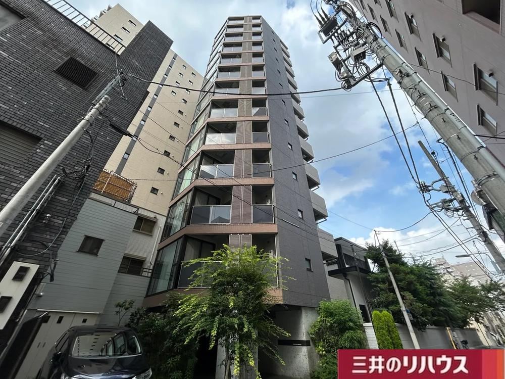 studio apartment in Taito Ward, Tokyo - Photo 1