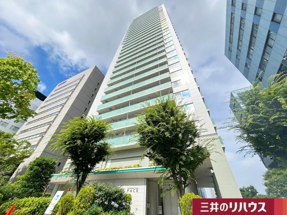 1LDK apartment in Minato Ward, Tokyo - Photo 1