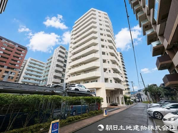 2LDK apartment in Fujisawa, Kanagawa - Photo 1