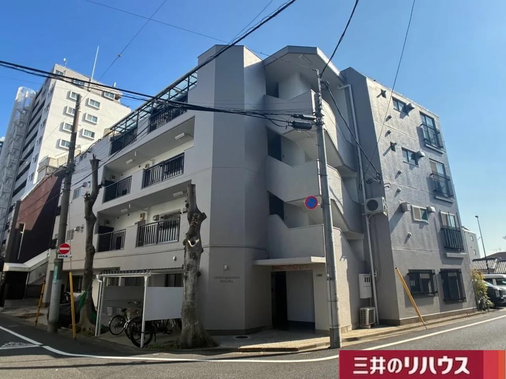 3LDK apartment in Setagaya Ward, Tokyo - Photo 1