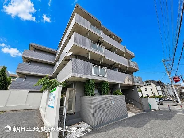 3LDK apartment in Asahi Ward, Yokohama, Kanagawa - Photo 1