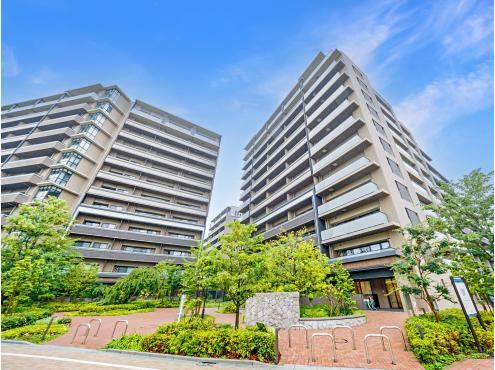 3LDK apartment in Itabashi Ward, Tokyo - Photo 1