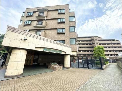 3LDK apartment in Niiza, Saitama - Photo 1