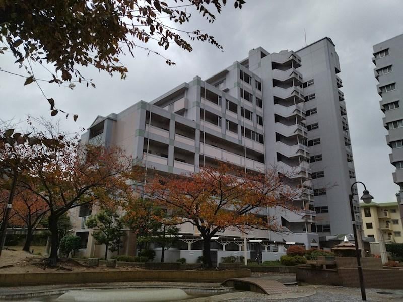 2LDK+S apartment in Kokurakita Ward, Kitakyushu, Fukuoka - Photo 1