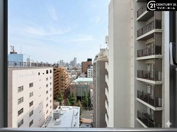 3LDK apartment in Shibuya Ward, Tokyo - Photo 1