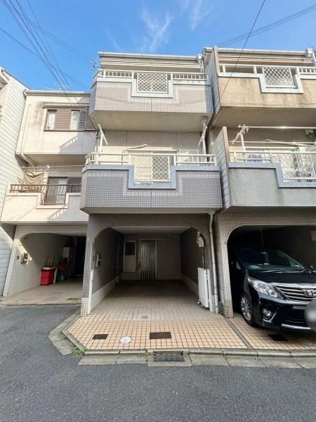 4LDK+S house in Shijonawate, Osaka - Photo 1