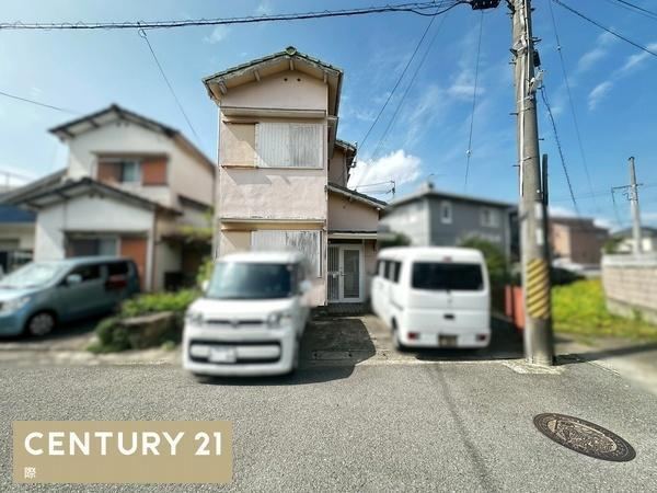 3DK house in Iwade, Wakayama - Photo 1