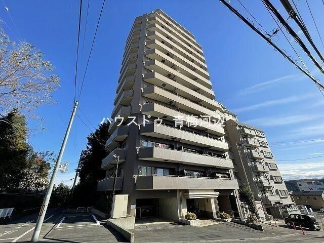 2LDK+S apartment in Ome, Tokyo - Photo 1