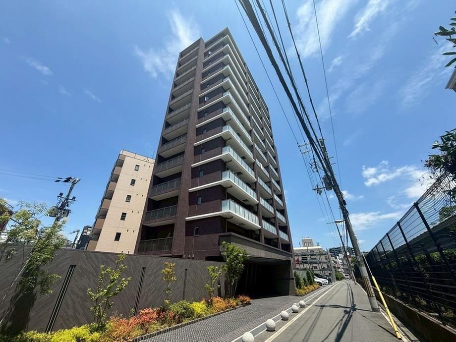 3LDK apartment in Tennoji Ward, Osaka - Photo 1