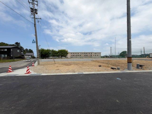 165 m² land in Komatsu, Ishikawa - Photo 1