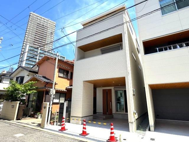 3LDK+S house in Suma Ward, Kobe, Hyogo - Photo 1