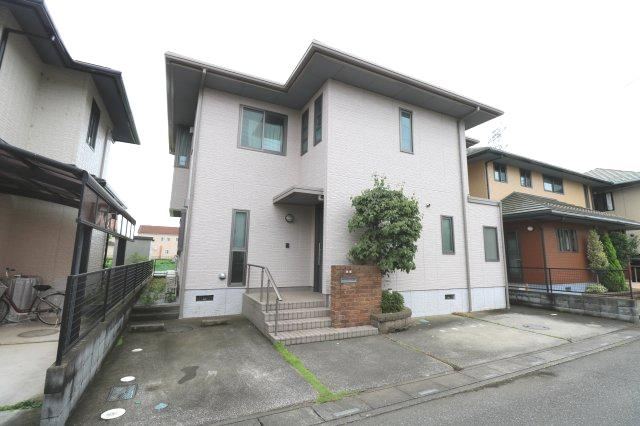 4LDK+S house in Gyoda, Saitama - Photo 1