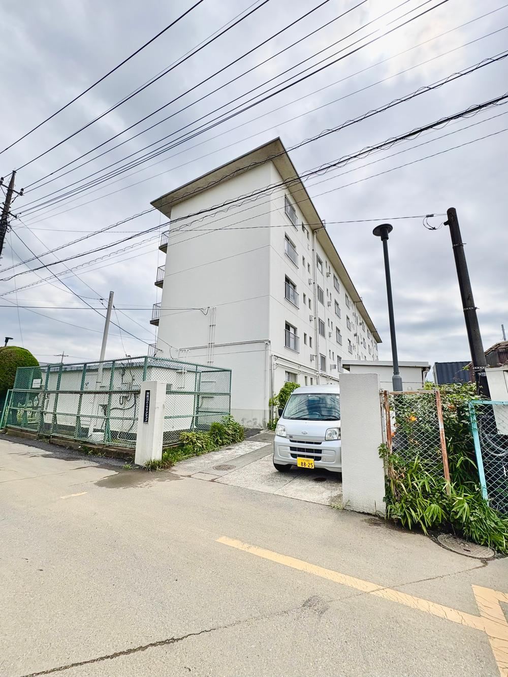 2LDK apartment in Minami Ward, Saitama - Photo 1