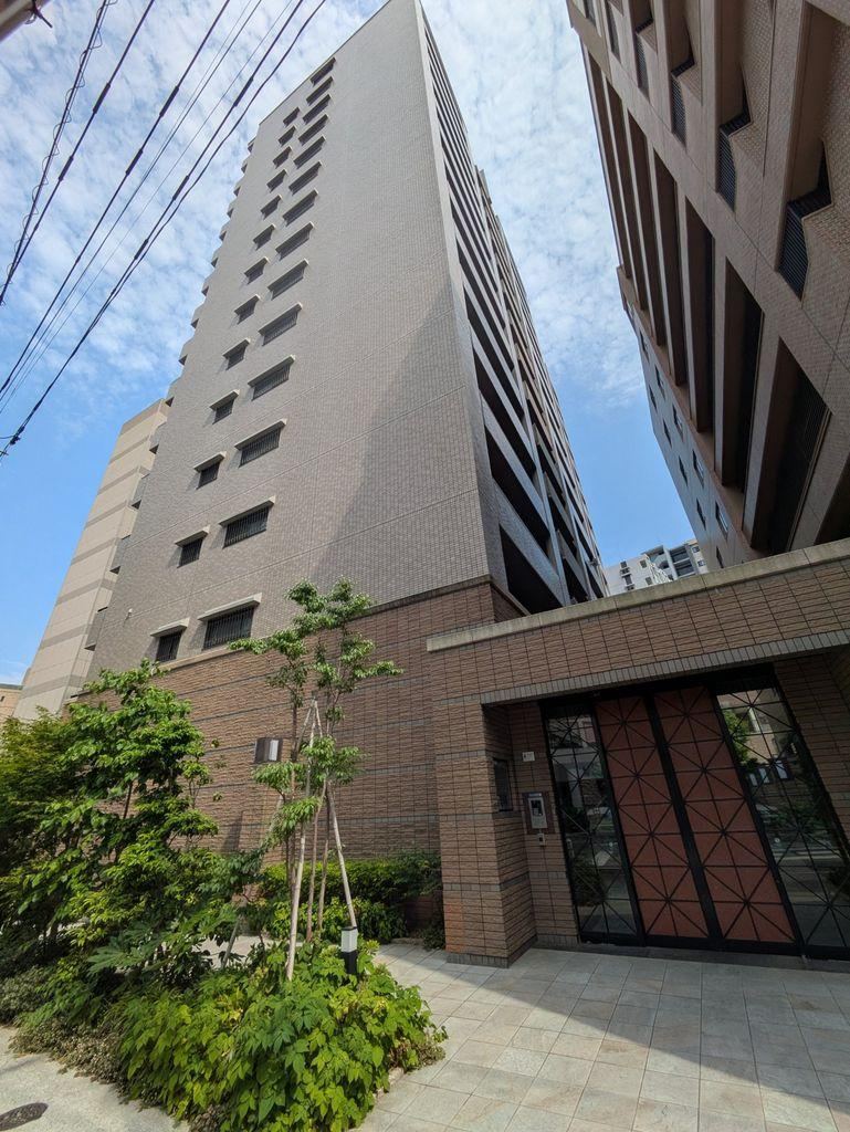 4LDK apartment in Chuo Ward, Fukuoka - Photo 1