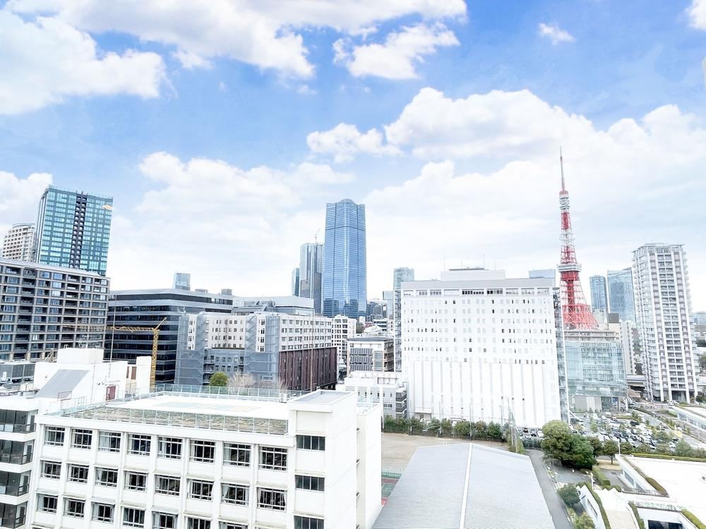 2LDK apartment in Minato Ward, Tokyo - Photo 1
