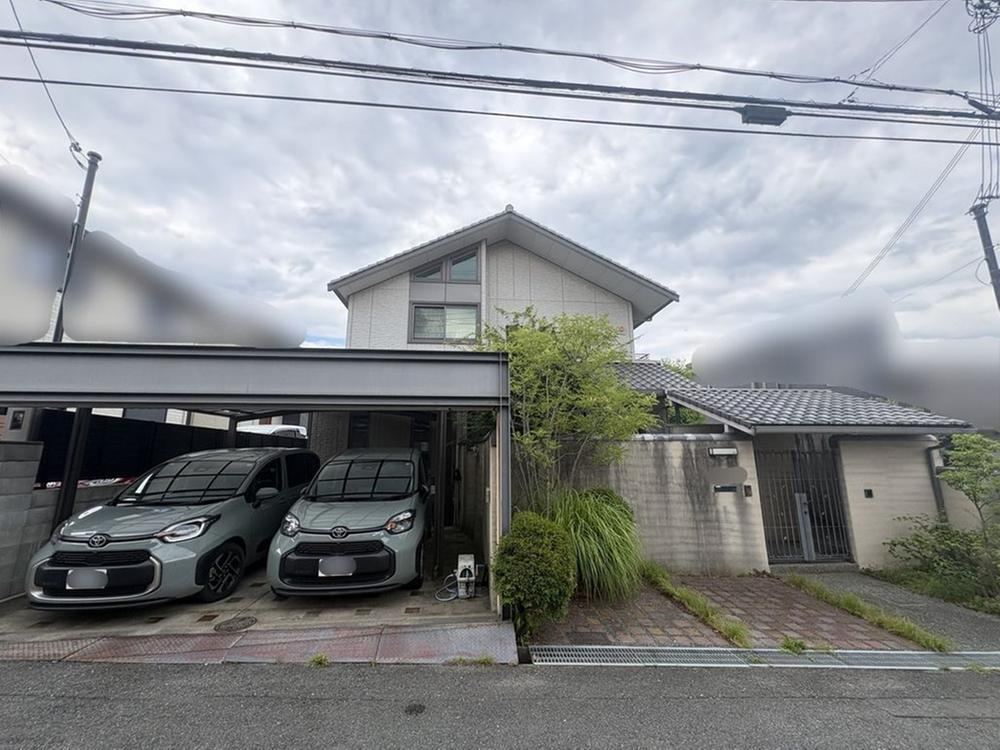 8LDDKK house in Hirakata, Osaka - Photo 1