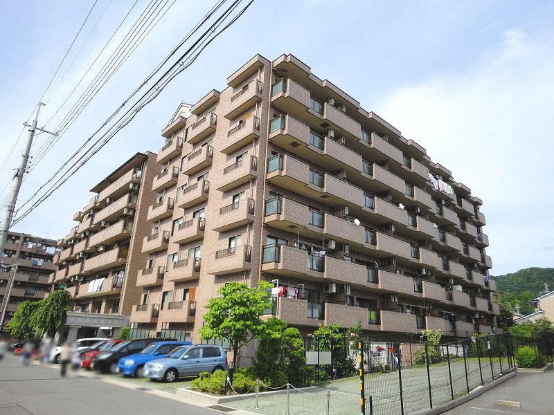 3LDK apartment in Uji, Kyoto - Photo 1
