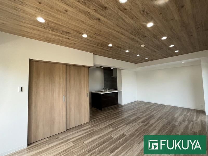 3LDK apartment in Nada Ward, Kobe, Hyogo - Photo 1