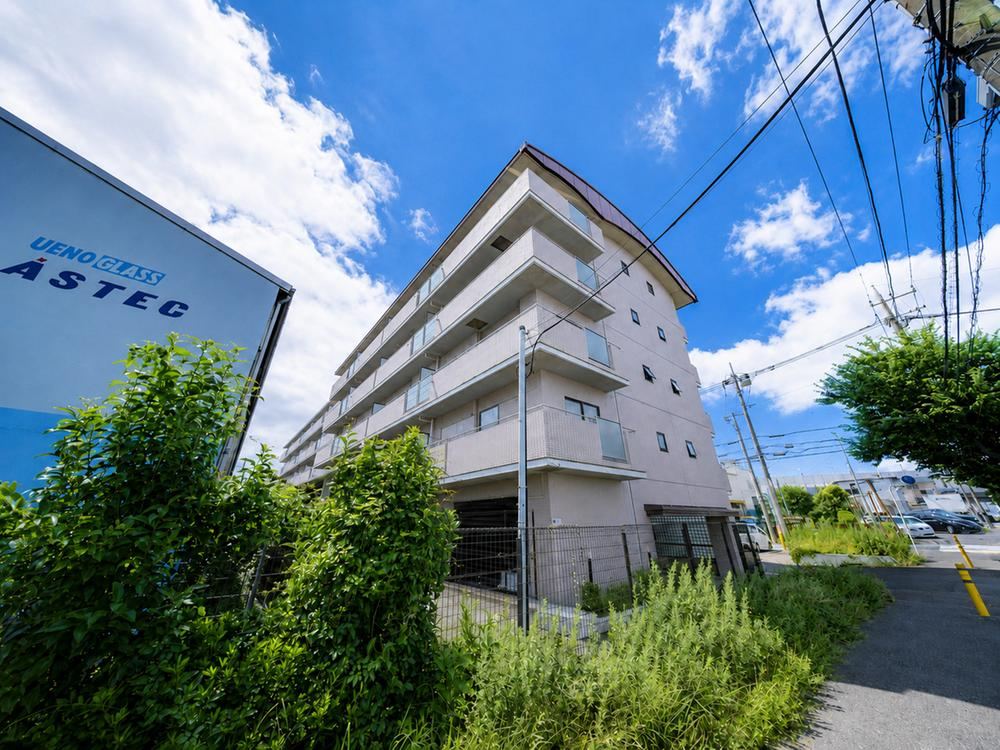 3LDK apartment in Yamato, Kanagawa - Photo 1